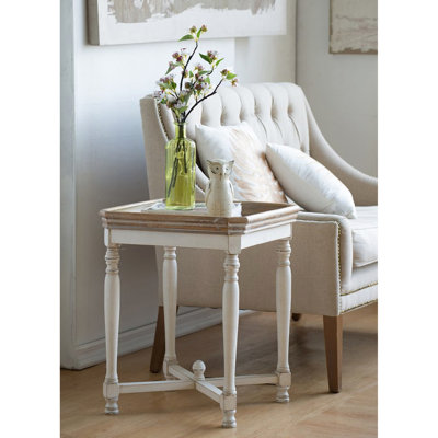 Table d'appoint carrée, 20,1 po x 20,1 po x 25 po, bois blanc et naturel, polyvalente pour les objets décoratifs, fabrication en bois de 20 po x 20 po x 25 po et mélange, convient à tous les objectifs de décoration, construction robuste