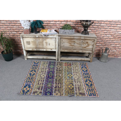 Authentically Woven Turkish Area Rug Ideal For Enhancing The Elegant Charm Of Your Living Room Or Bedroom