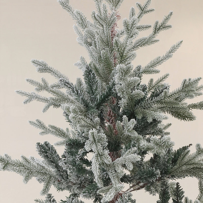 Arbre de Noël artificiel pin enneigé 9 pi avec embouts 1939, base en métal pliable, assemblage facile pour la maison et le bureau