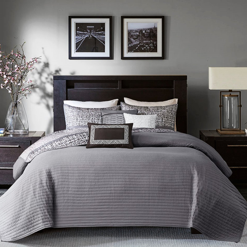 Courtepointe réversible 6 pièces pour très grand lit / très grand lit, gris / taupe, lavable à la machine avec coussins brodés et plissés, rembourrage de luxe, coussin décoratif