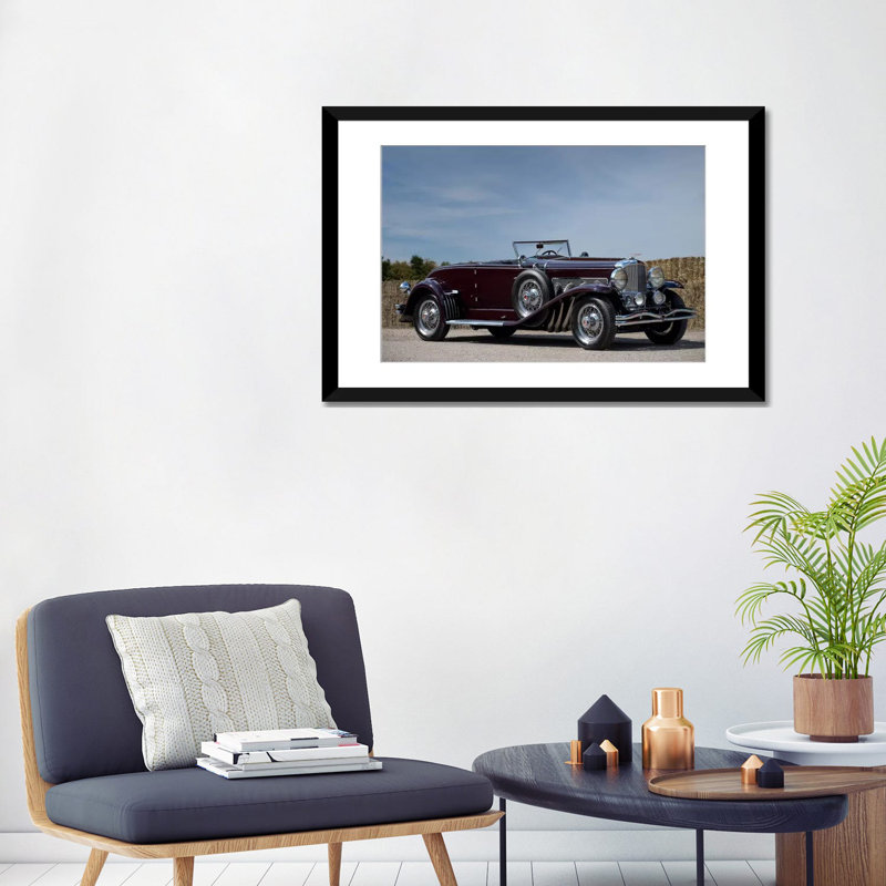 Lyall «1935 Duesenberg Model J Murphy Convertible Coupe Floral Deer I» par Cleonique Hilsaca - Giclée sur toile tendue avec châssis