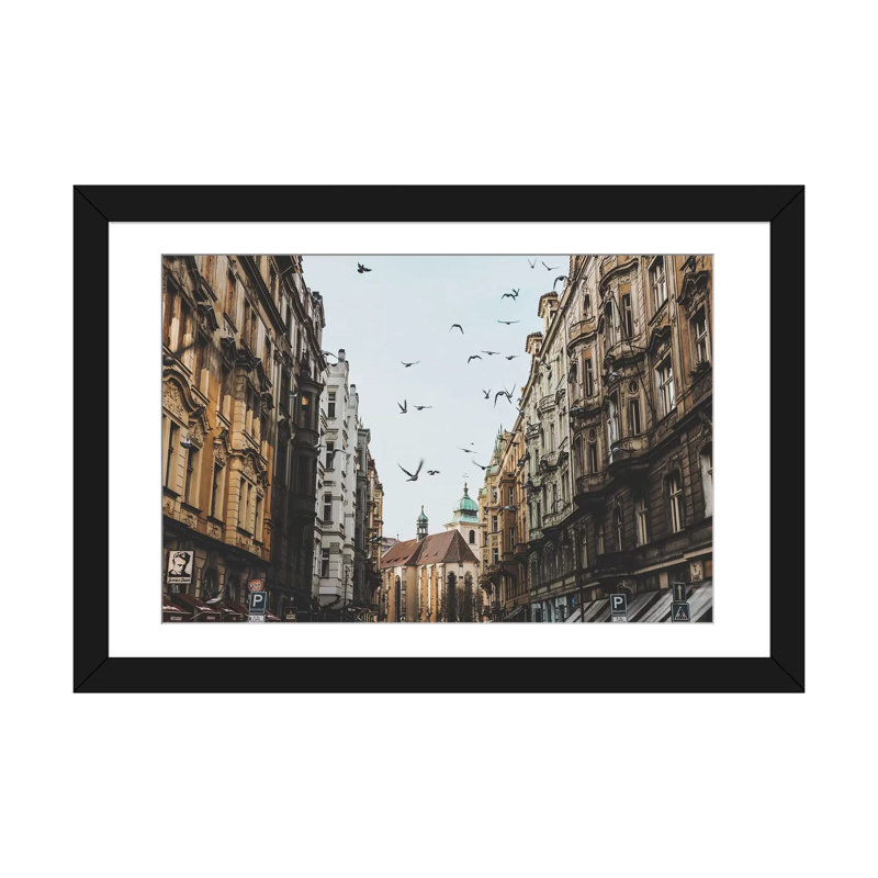 « prague, république tchèque ii » par luke anthony gram, reproduction d’impression sur toile tendue, Blanc