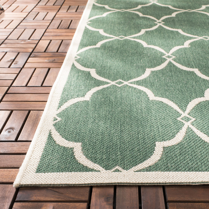 Fromm Geometric Green/Creme Area Indoor/Outdoor Area Rug, Round 6'7"