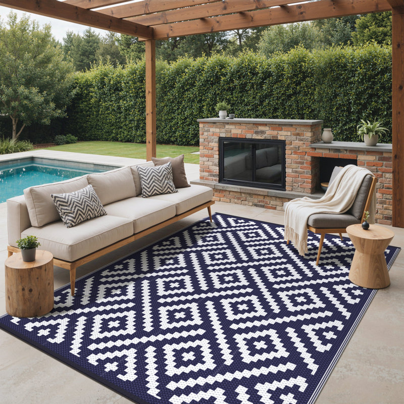 Geometric Recycled P.E.T Area Rug, Blue/White, Rectangle 150 x 240 cm
