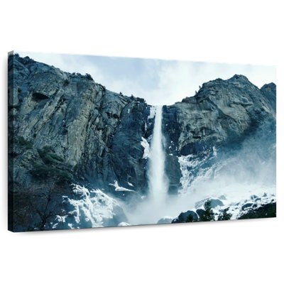 Alvord Bridalveil Waterfall