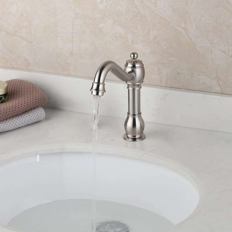 Robinet à capteur automatique en nickel massif BathSelect Teramo