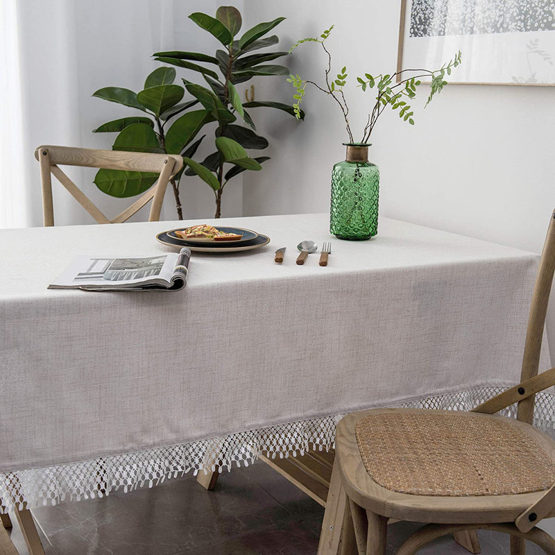 Nappe Pom Pom Tassel, 55 po x 120 po
