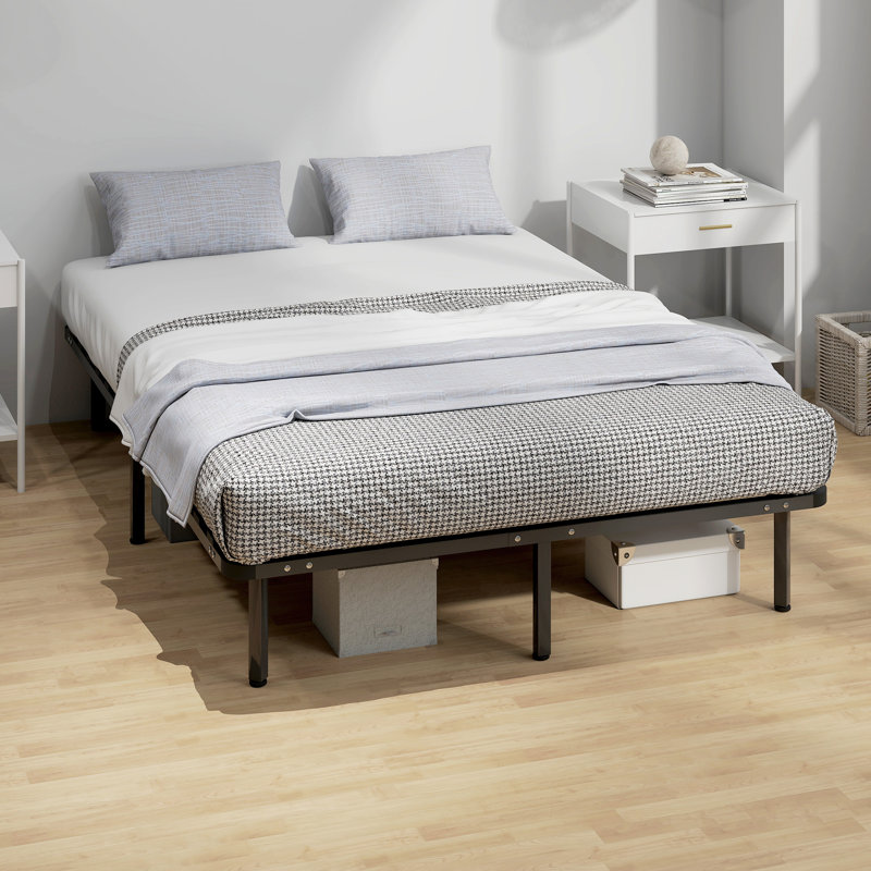 Bed, 140 x 190cm