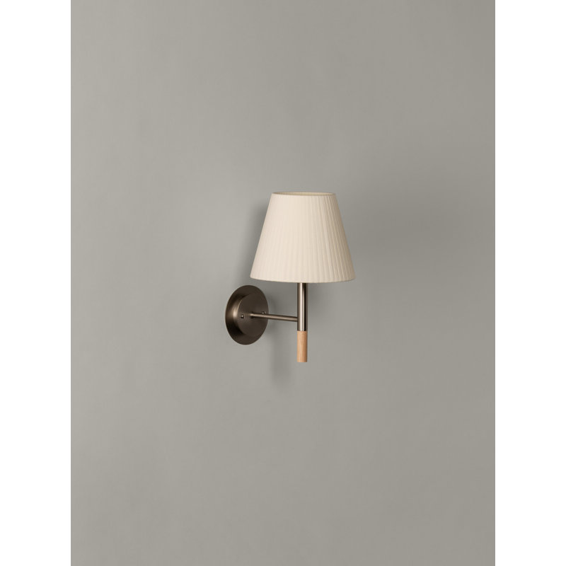 BC2 Wall Lamp, Natural