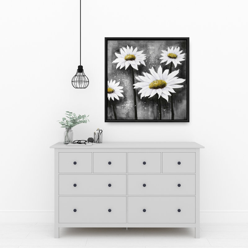 «Daisies At Sun», Noir
