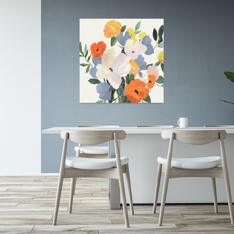 Florals In Vase II, H 32 po x l 32 po