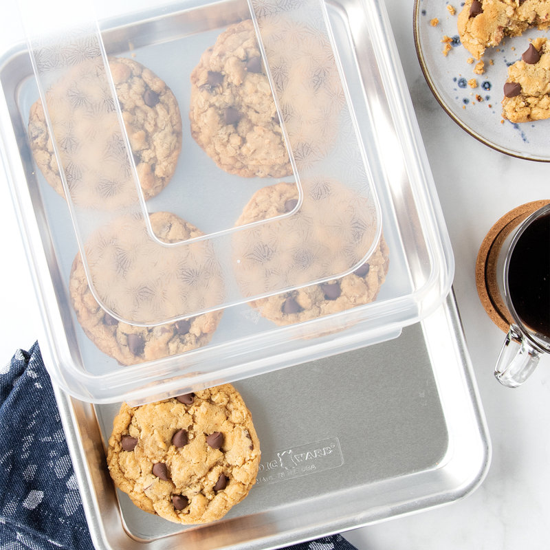 Nordic Ware Non-Stick Aluminum Baking Tray
