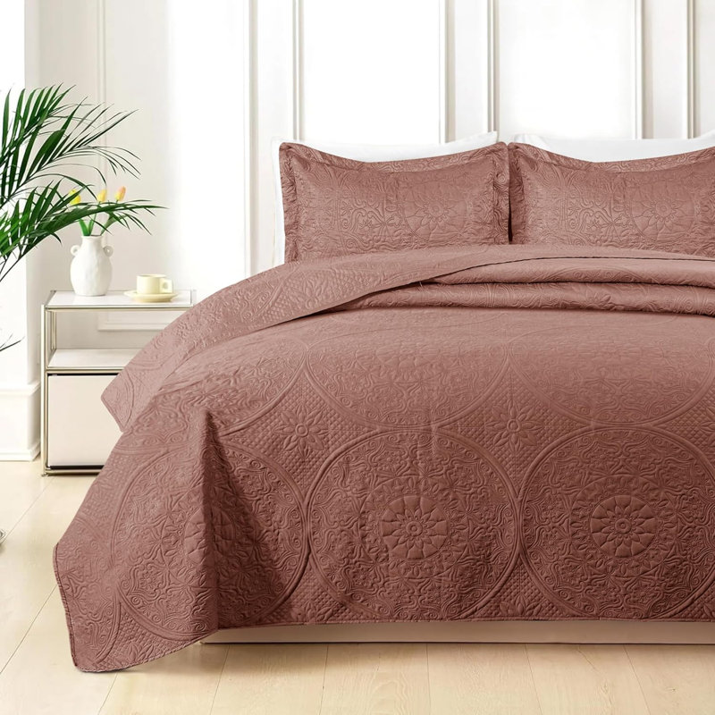 Lightweight Summer Bedspreads - 3 Piece Oversized Quilt Set - Reversible Coverlet Set -Queen Size, Mocha Brown Floral
