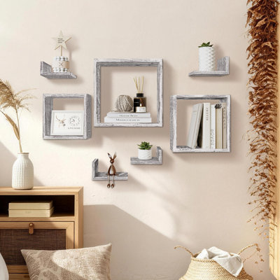 Wall-mounted Floating Wooden Shelves