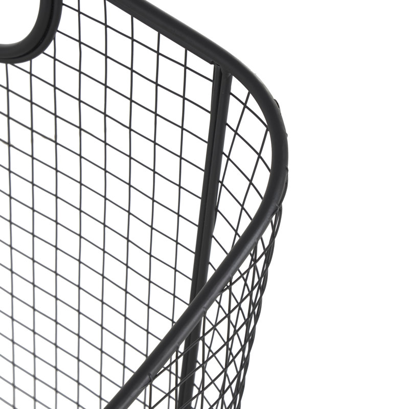 Panier de rangement décoratif et fonctionnel en métal noir avec côtés courbés et poignées anneaux Joss & Main, 20 po x 18 po x 20 po