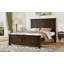 Grand lit de style traditionnel en bois de pin de 83,7 x 64,9 x 52,8 pouces, brun riche, avec tête de lit USB et cadre renforcé