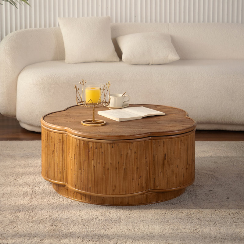 Table basse en rotin en forme de fleur avec rangement amovible, style boho-chic, parfaite pour les salons confortables et les espaces compacts