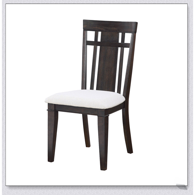 Ensemble de 2 chaises d'appoint au fini brun foncé avec sièges beiges, look classique pour les meubles de salle à manger et de cuisine