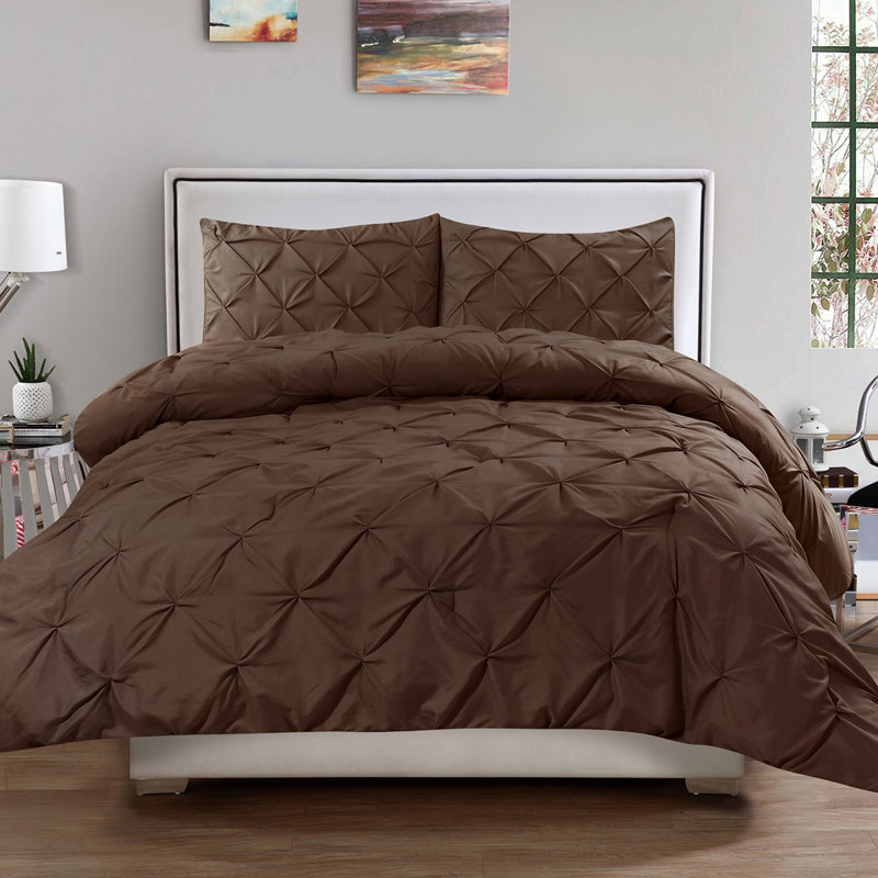 King White Microfiber Pintuck Duvet Cover Set