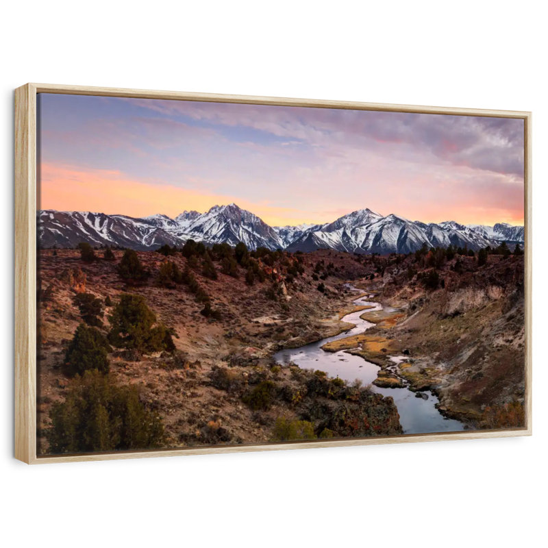 Rivière et montagnes enneigées, 19 po x 13 po, Cadre flottant en bois naturel