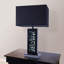 Lampe de table en nickel 28 po, abat-jour en tissu noir, panneau de verre et décorations à DEL-1736547516-1736547519