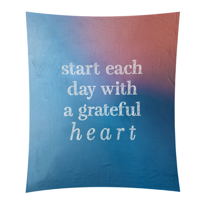 Tapisserie citation à l’écriture en polyester, H 104 po x l 88 po, Bleu / rose