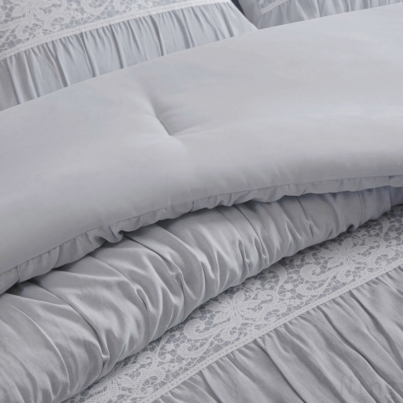 7- Piece Queen Jacquard Comforter Set, Queen Comforter + 7 Additional Pieces