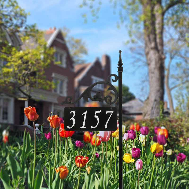 Annandale Double-Sided Reflective Yard Address Post- 30", Yes