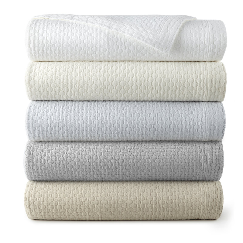 Juliet Standard Cotton Modern & Contemporary Coverlet/Bedspread, Pearl, King/Cal King Coverlet