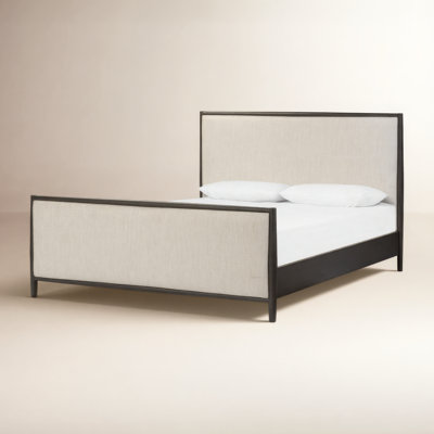 Cayenne Upholstered Platform Bed