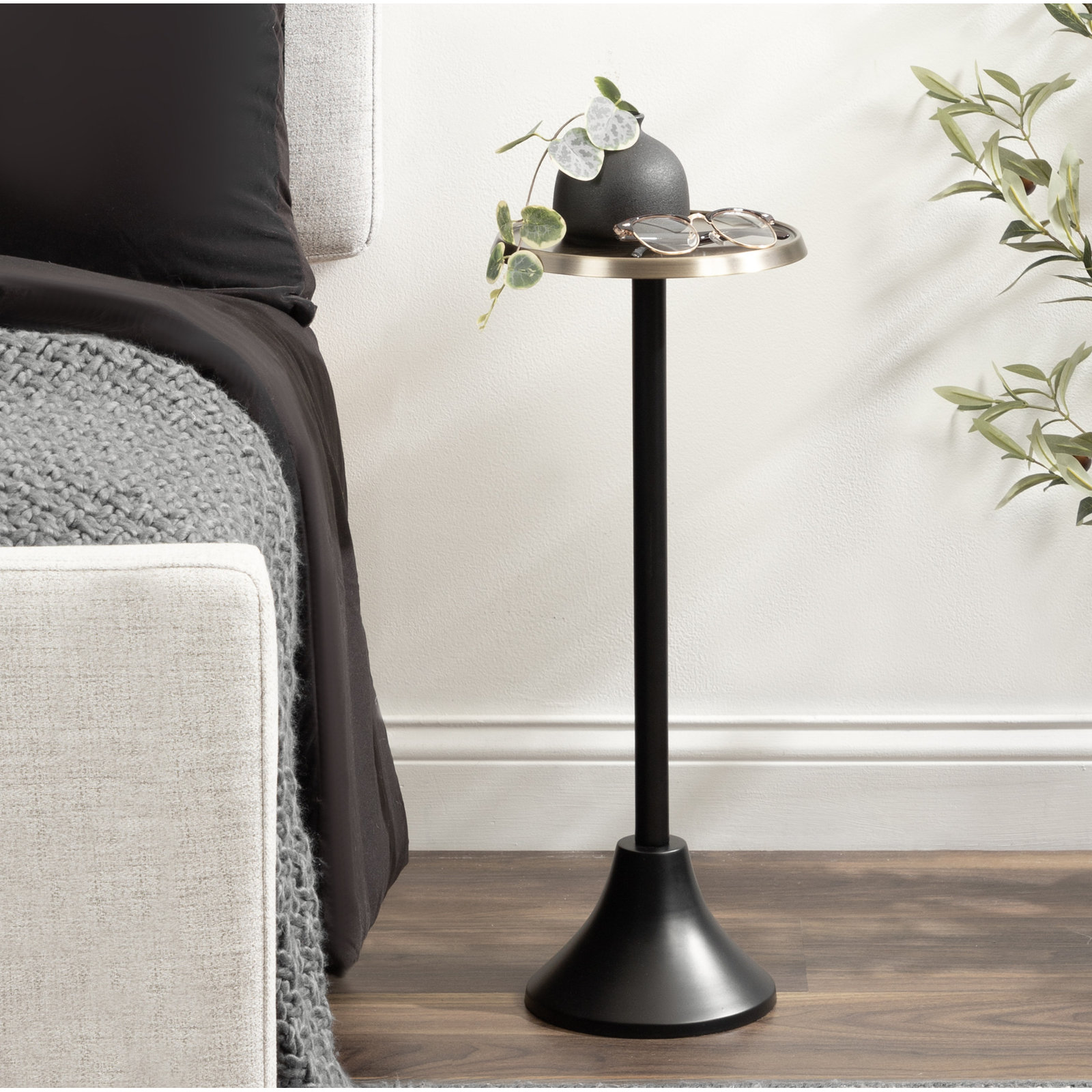 Deanna End Table, 23" H x 9" W x 9" D, Black Base/Gold Top