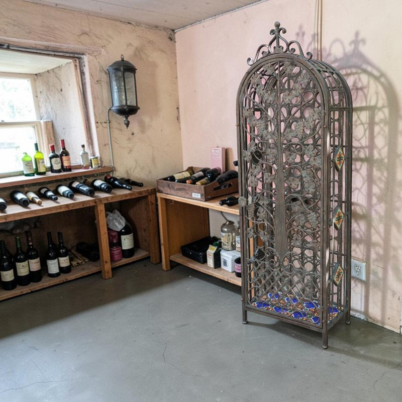 71 po Armoire à vin Basilica & Tarrgona