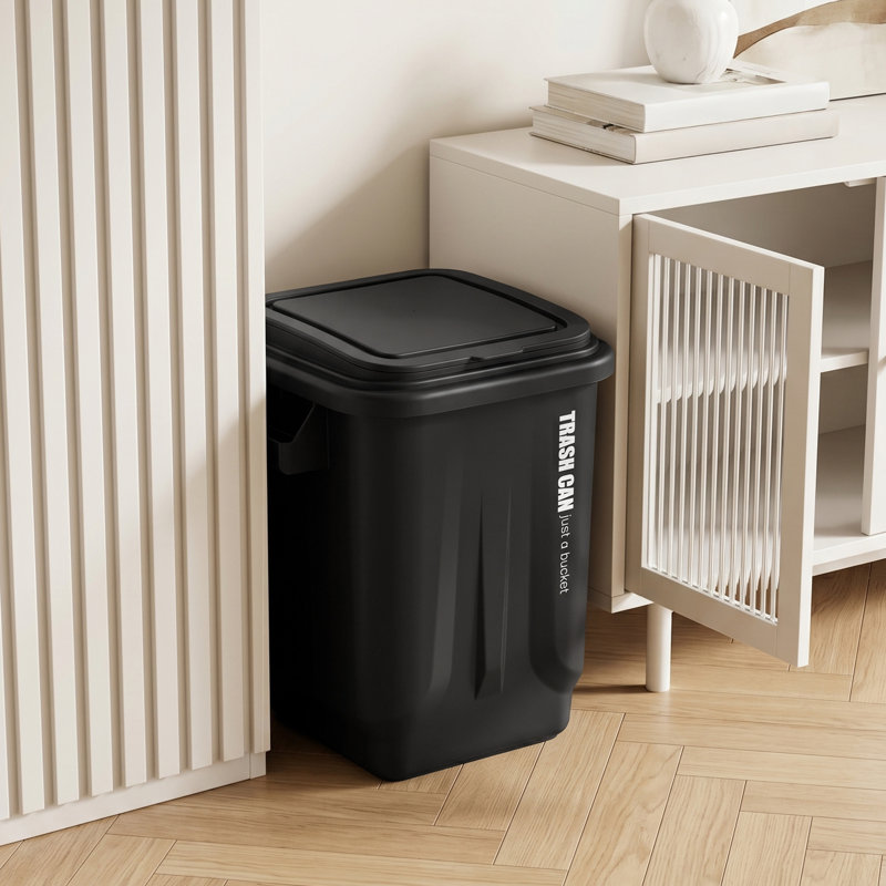 PP Kitchen Trash Can, Black