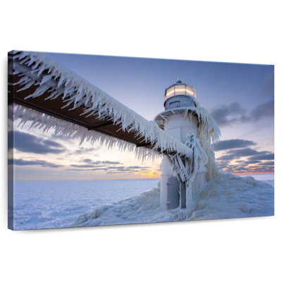 Aletra Frosty Michigan Lighthouse