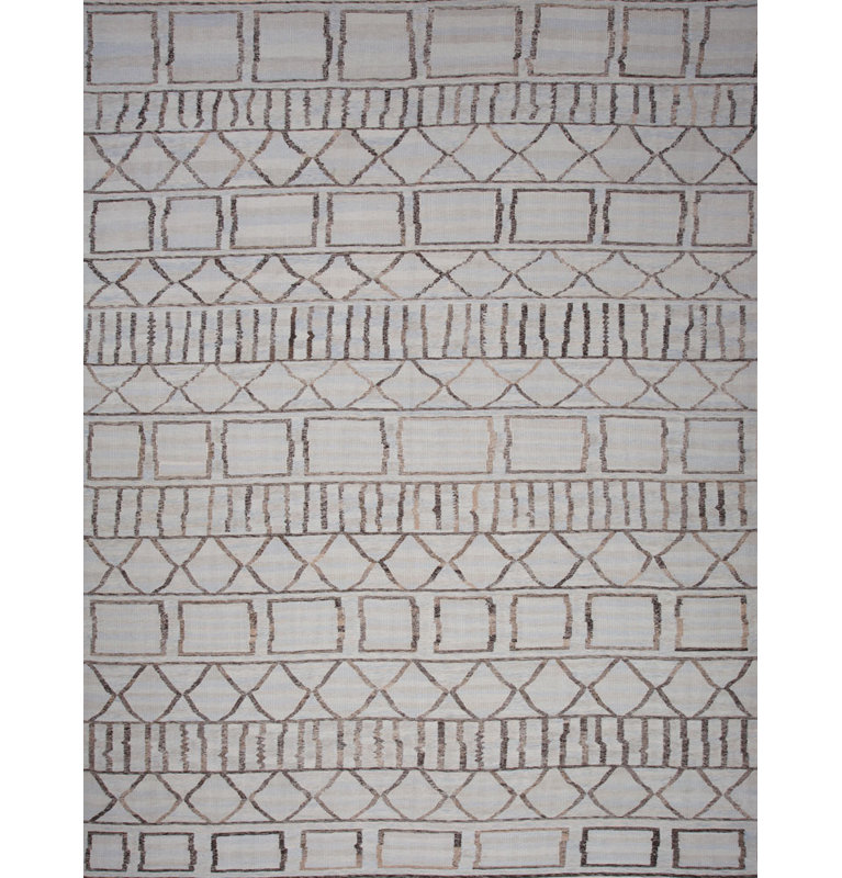 Geometric Area Rug in Gray