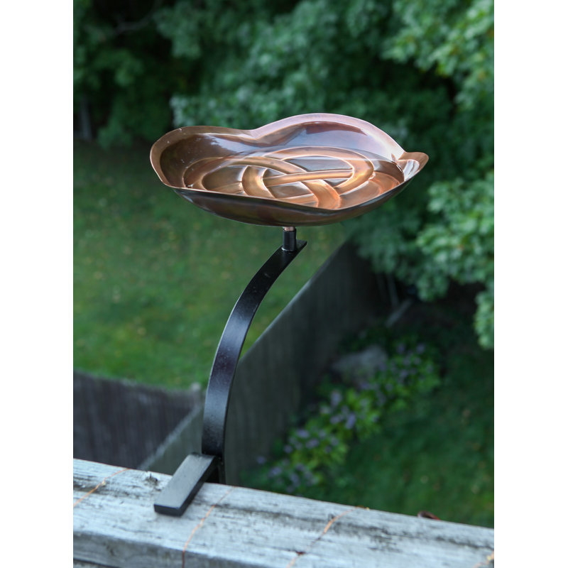 Dara Knot Birdbath with Rail Mount Bracket