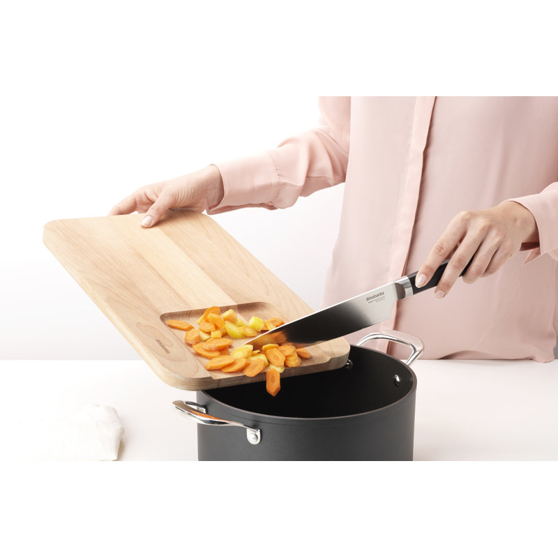 Planche à découper en bois pour légumes avec profilé Brabantia