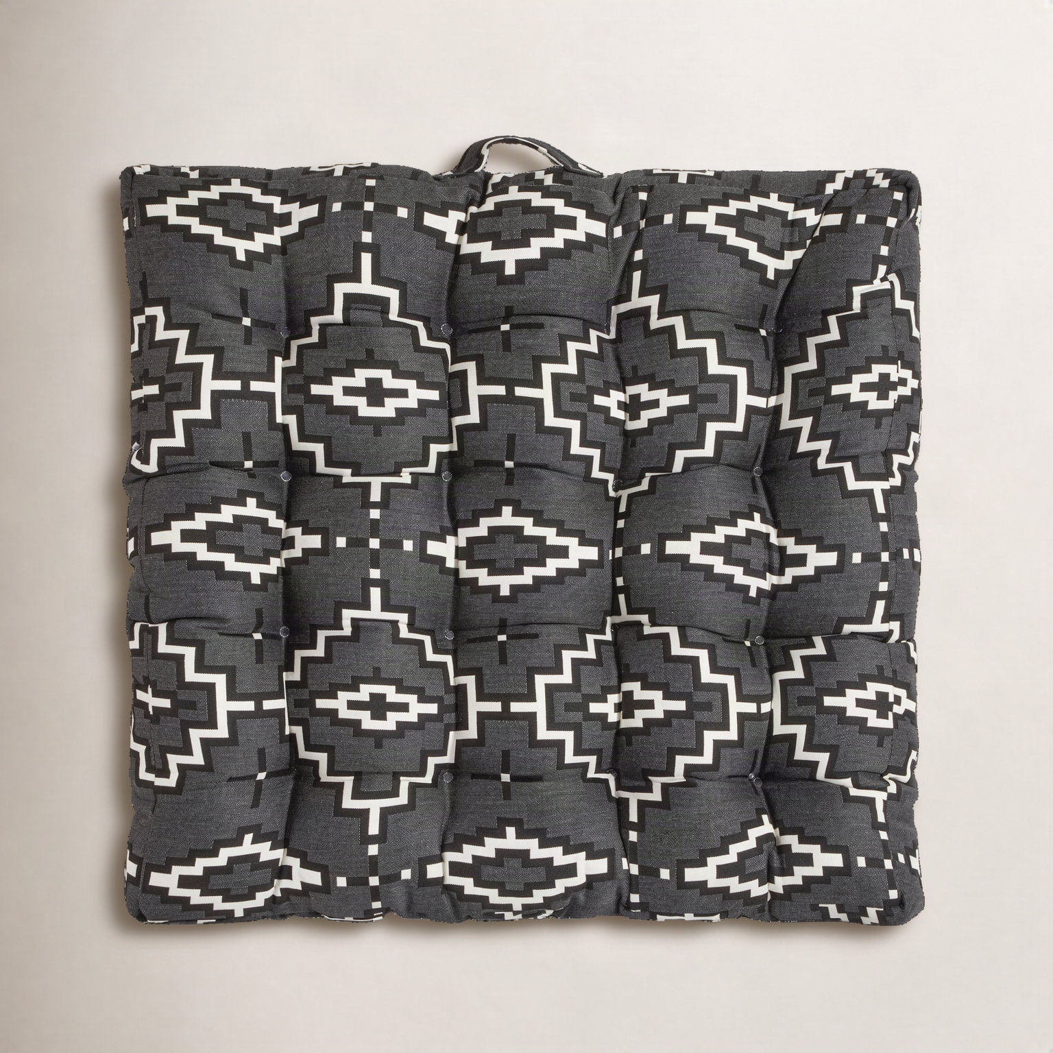 Demetruis 38" x 38" Sunbrella® Cover and Insert, Gray Geometic Shapes