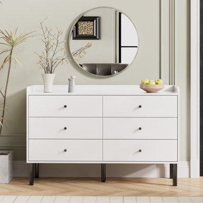 Commode à six tiroirs