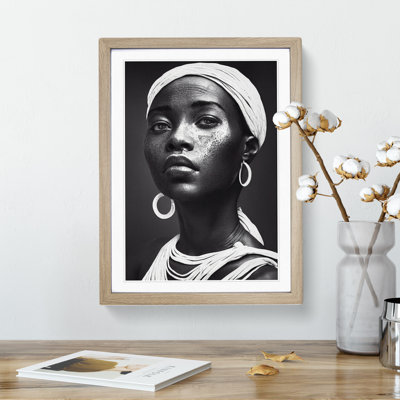 XV1022-5316X Woman Monochrome - Single Picture Frame Print