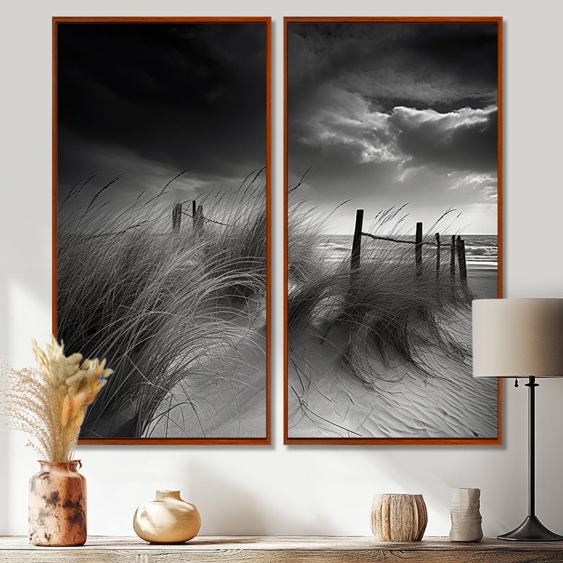 Noir et blanc plage, paysage I - art côtier de plage côtière, H 20 po x l 24 po, Impression encadrée flottante, Brun