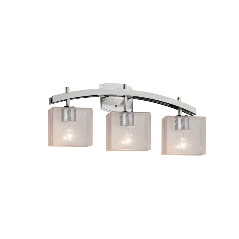 Éclairage pour meuble-lavabo à 3 lumières en nickel brossé Aliezah, DEL