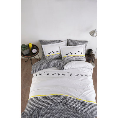Cotton Striped Duvet Cover Set with Pillowcases