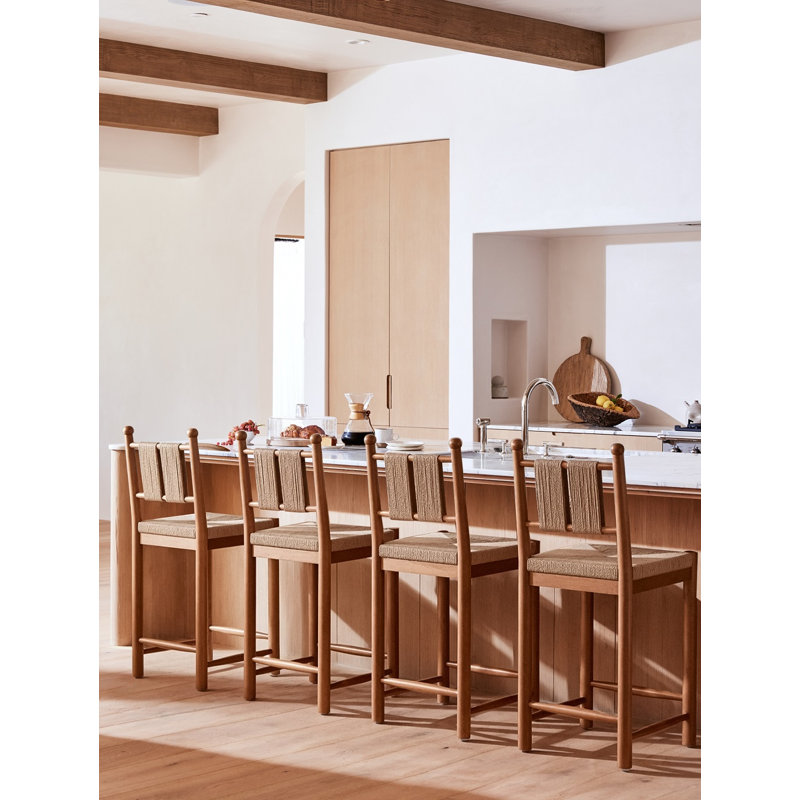 Estela Bar Stool