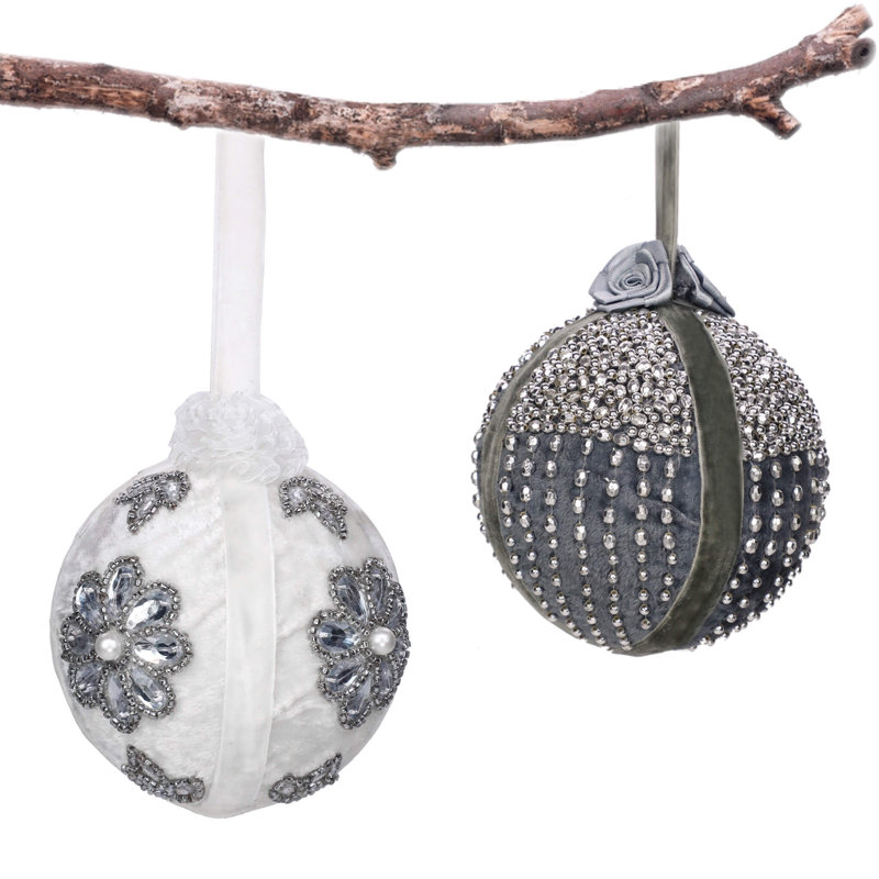 Ensemble de 2 boules brodées Ooh La La