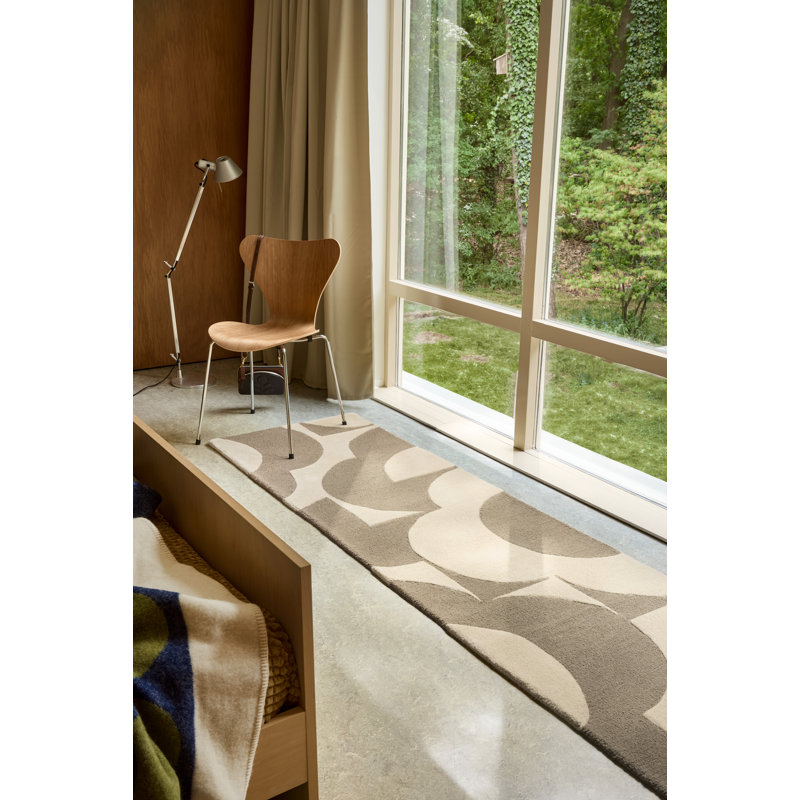 OR Prism Flower Mushroom/Ecru 158009, Runner 2'4" x 9'10"