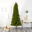 Arbre de Noël élancé épinette vert réaliste avec lumières claires / blanches