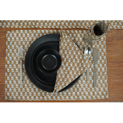 Tapis de salle à manger de 13 po x 19 po Fab divine - Protégez votre table avec élégance et fonctionnalité, Tarangini, brun