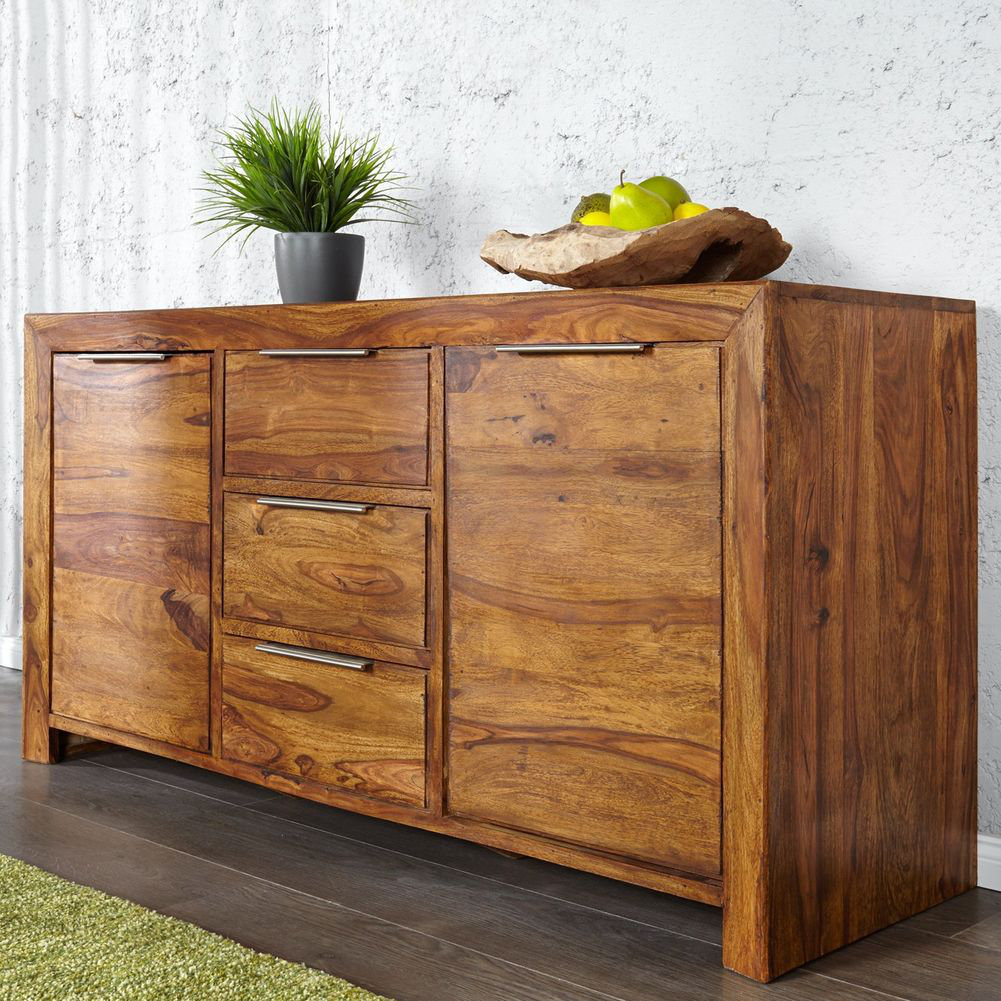 Sideboard Satna aus Massivholz 135 cm