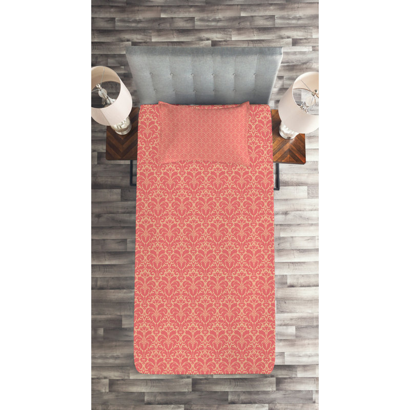 Monochrome Traditional Floral Coverlet, Twin Bedspread + 1 Sham